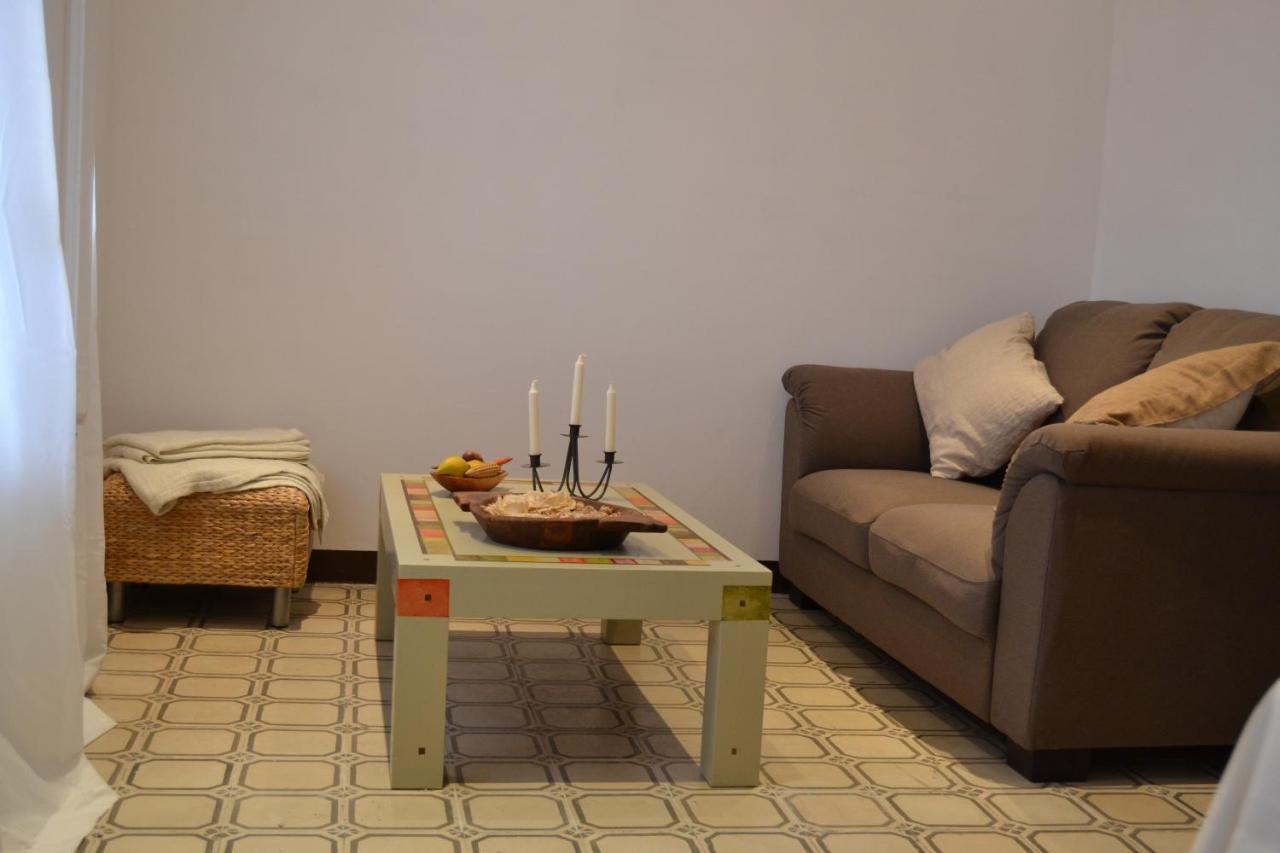 Апартаменты Santa Rosa, Balcon De Barcelona Эсплугес-де-Льобрегат Экстерьер фото