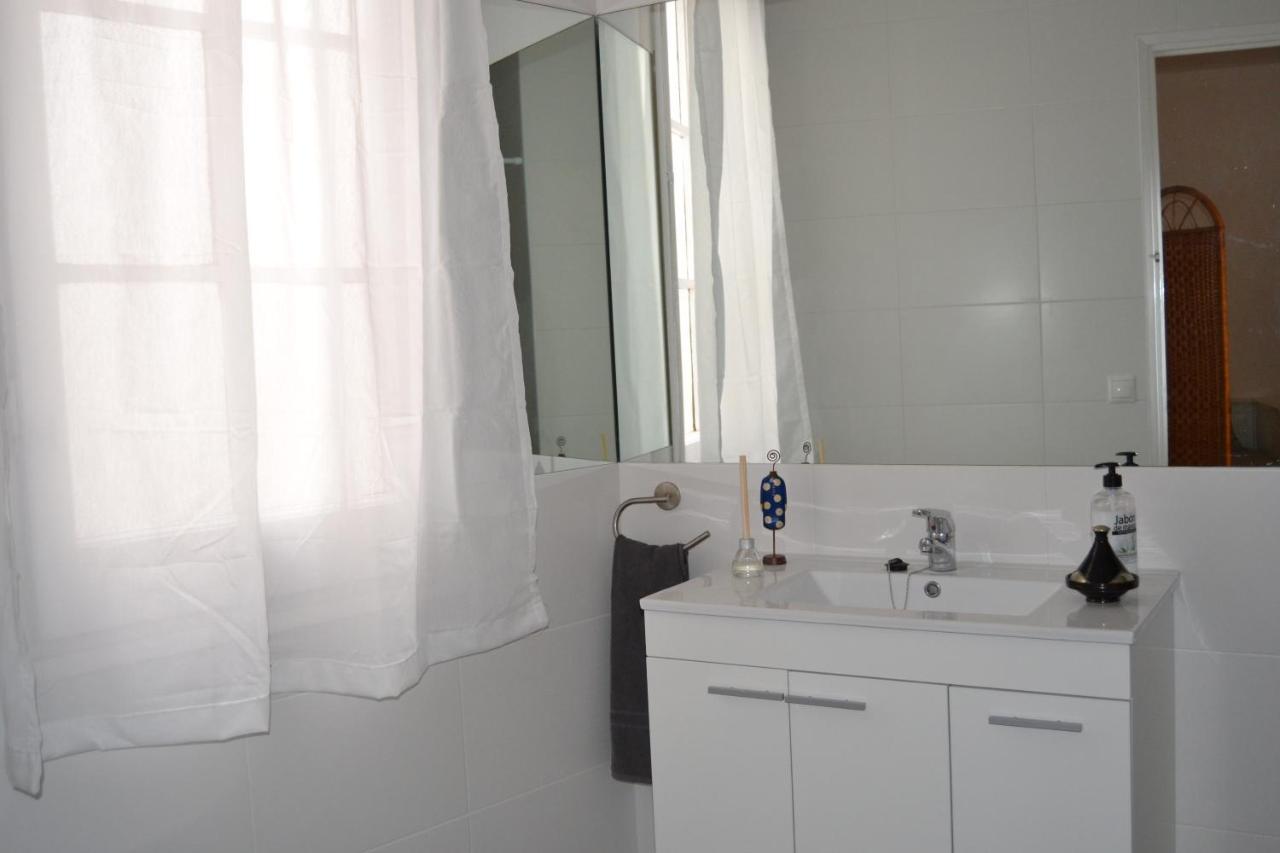 Апартаменты Santa Rosa, Balcon De Barcelona Эсплугес-де-Льобрегат Экстерьер фото